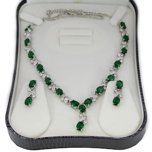 WHITE GOLD FINISH Created Diamond Green Emerald "Love and Kisses" Jewellery Set, Part of the Love and Kisses Collection, Perfect Womens Gift