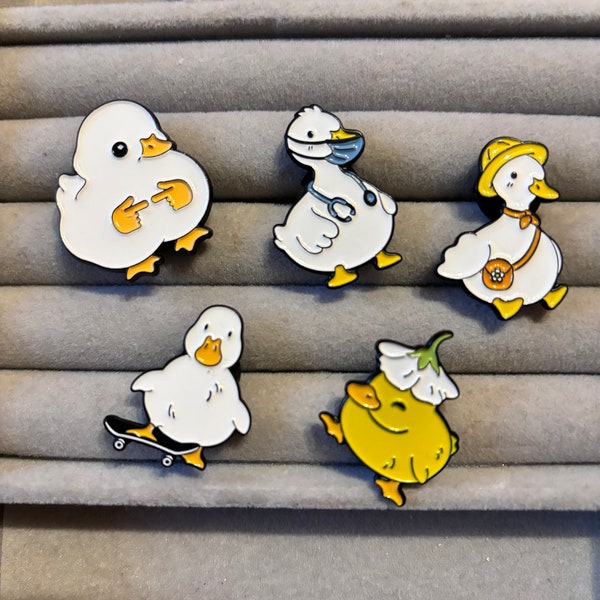 Duck Pin enamel, Goose pin enamel, Duck brooch, Collar Enamel Pins Jeans Enamel Pin