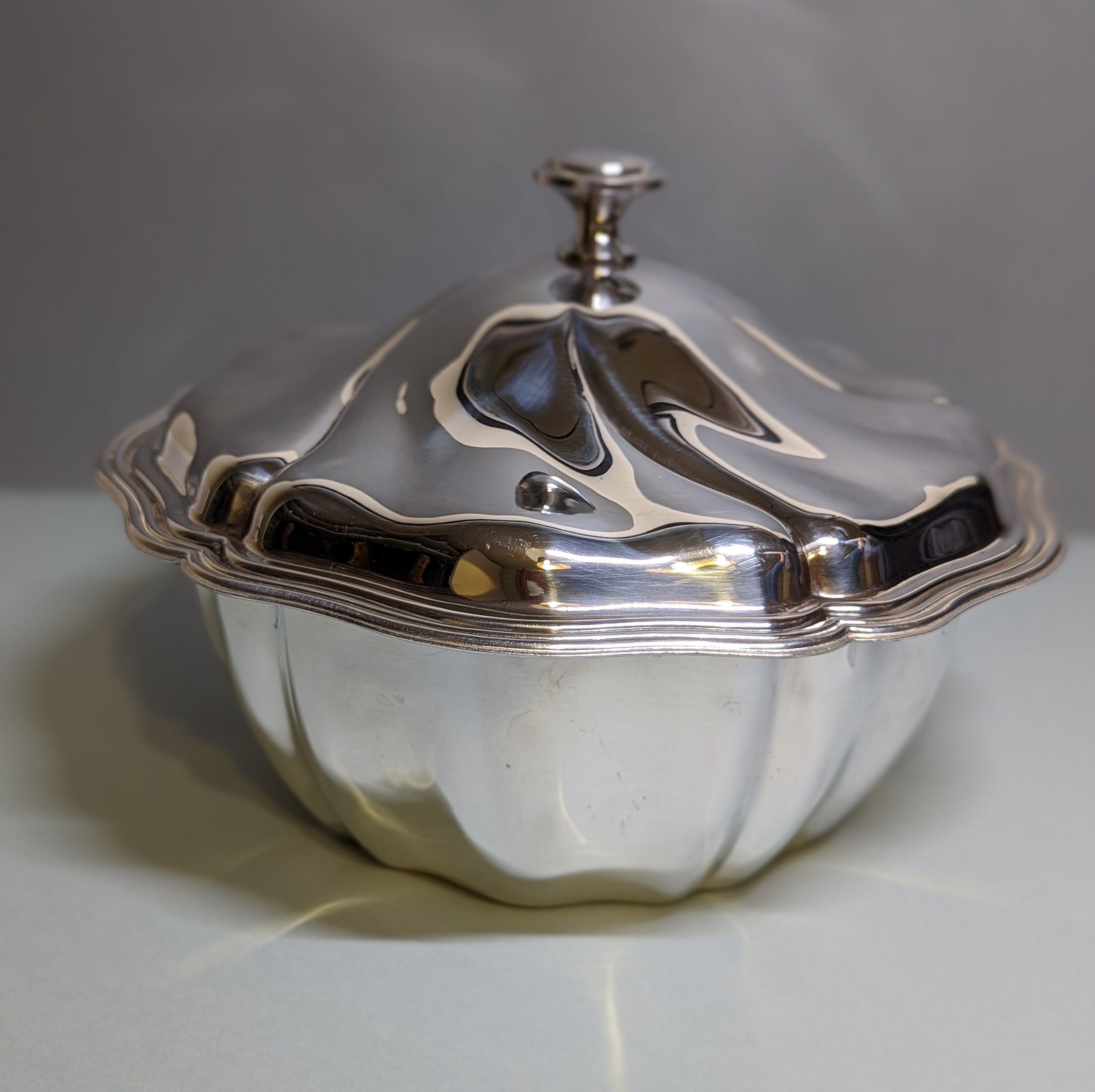 Bouillon en Métal Argenté Christofle Pour Gallia Art Nouveau