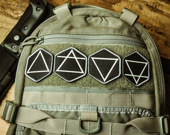 4 つの要素の錬金術シンボル、暗闇で光るパッチ 4 つ、パッチ セット、刺繍士気パッチ、ジャッカロープ フォレスト