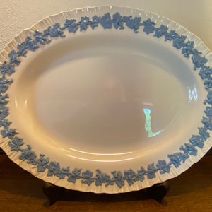 Vintage Wedgwood Queensware Embossed Ruffle Oval Platter
