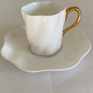 Fine Antique Coalport coffee cup and saucer c.1891-1919