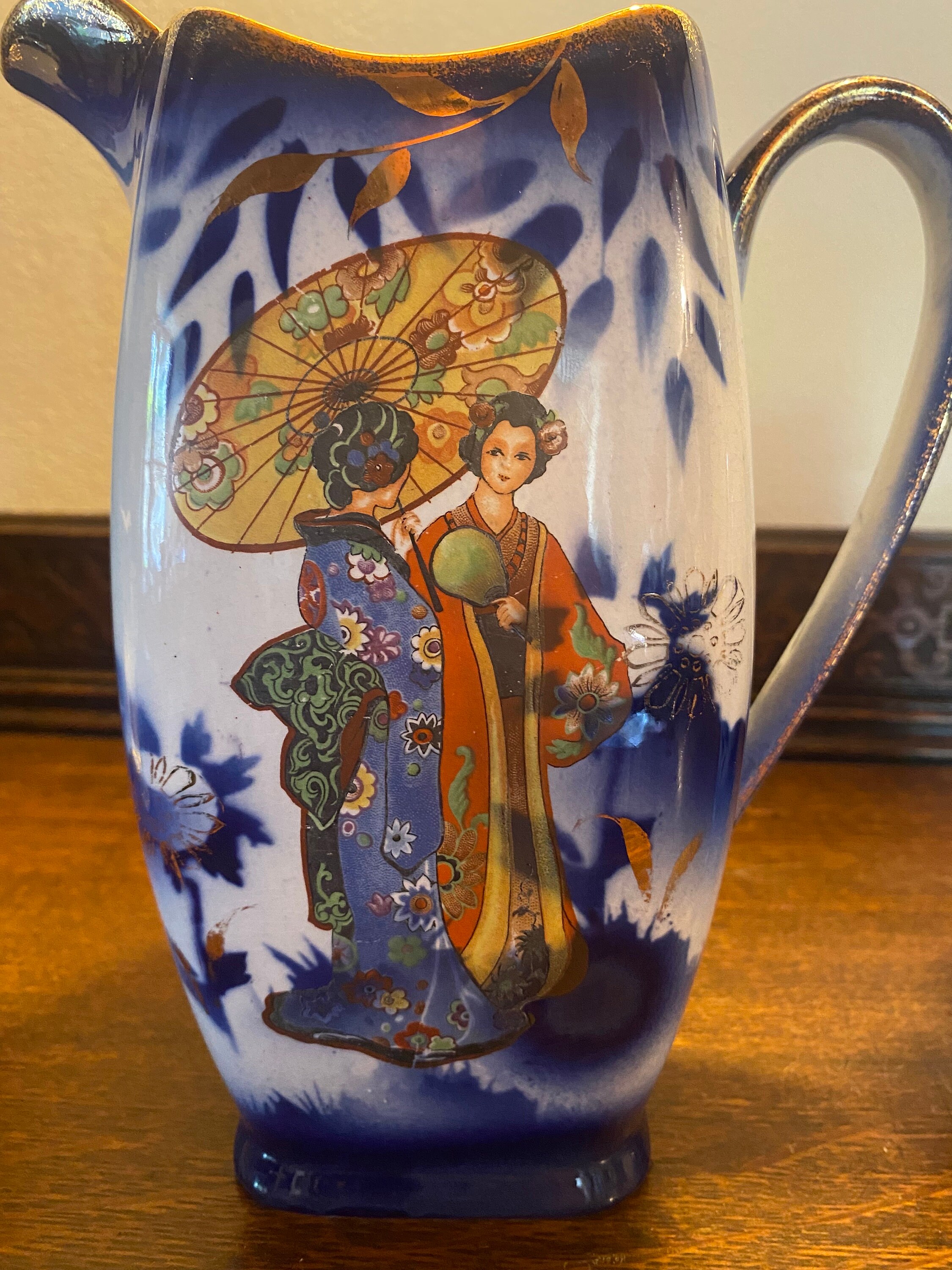 ルビアン アート ポタリー 目盛り付きピッチャー、水差し、花瓶 3 個