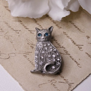 Silver tone rhinestone cat brooch Vintage blue eye cat brooch