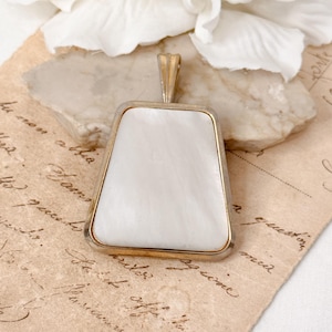 Ges Gesch 60s Vintage abalon shell locket pendant Gold tone and white photo locket