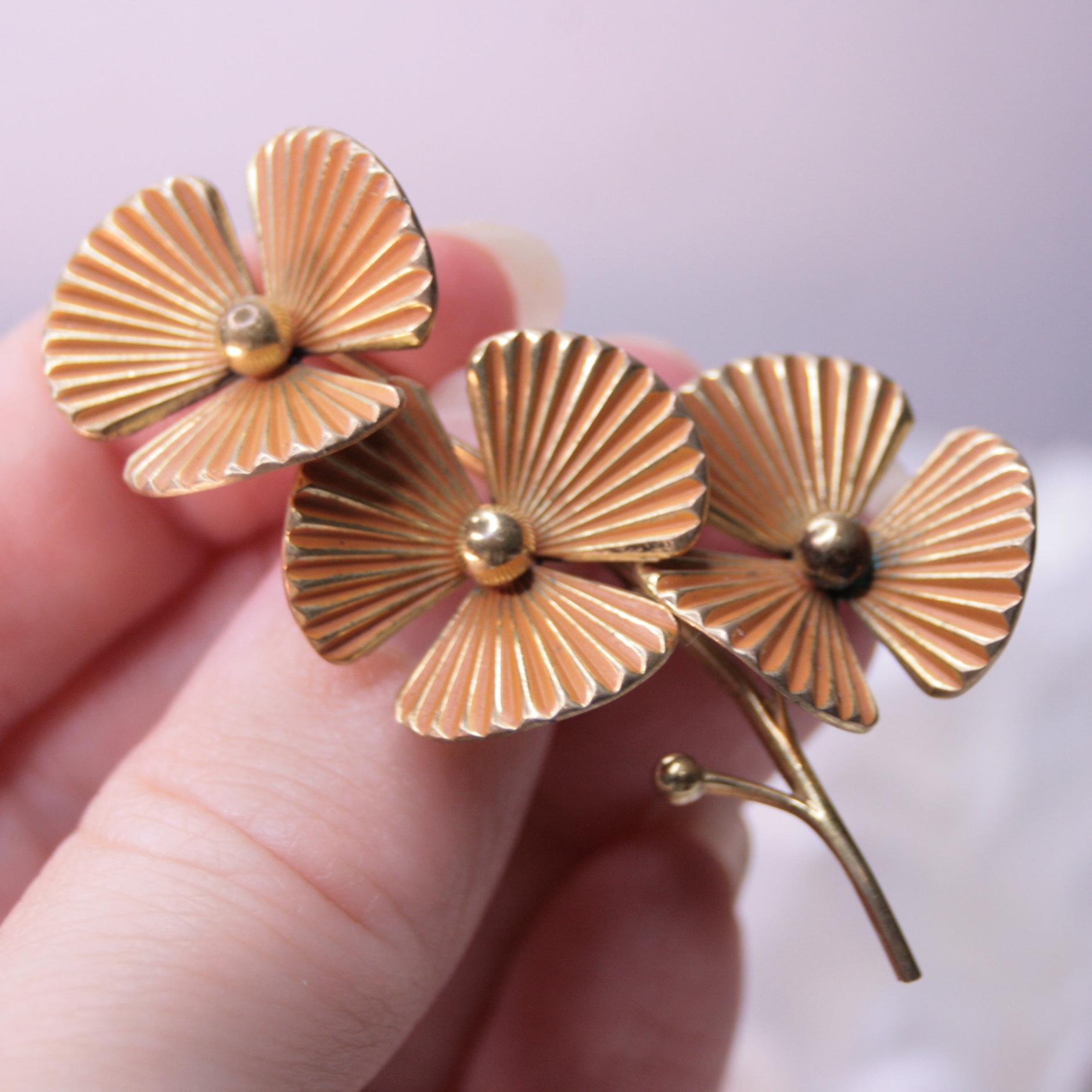 Lot De 3 Broches Anciennes Françaises - Éventail Et Fleurs En Métal - Vintage