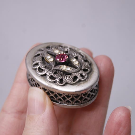 Nicla Oggetti Vintage Silver Tone Pill Box With Rhinestones Small