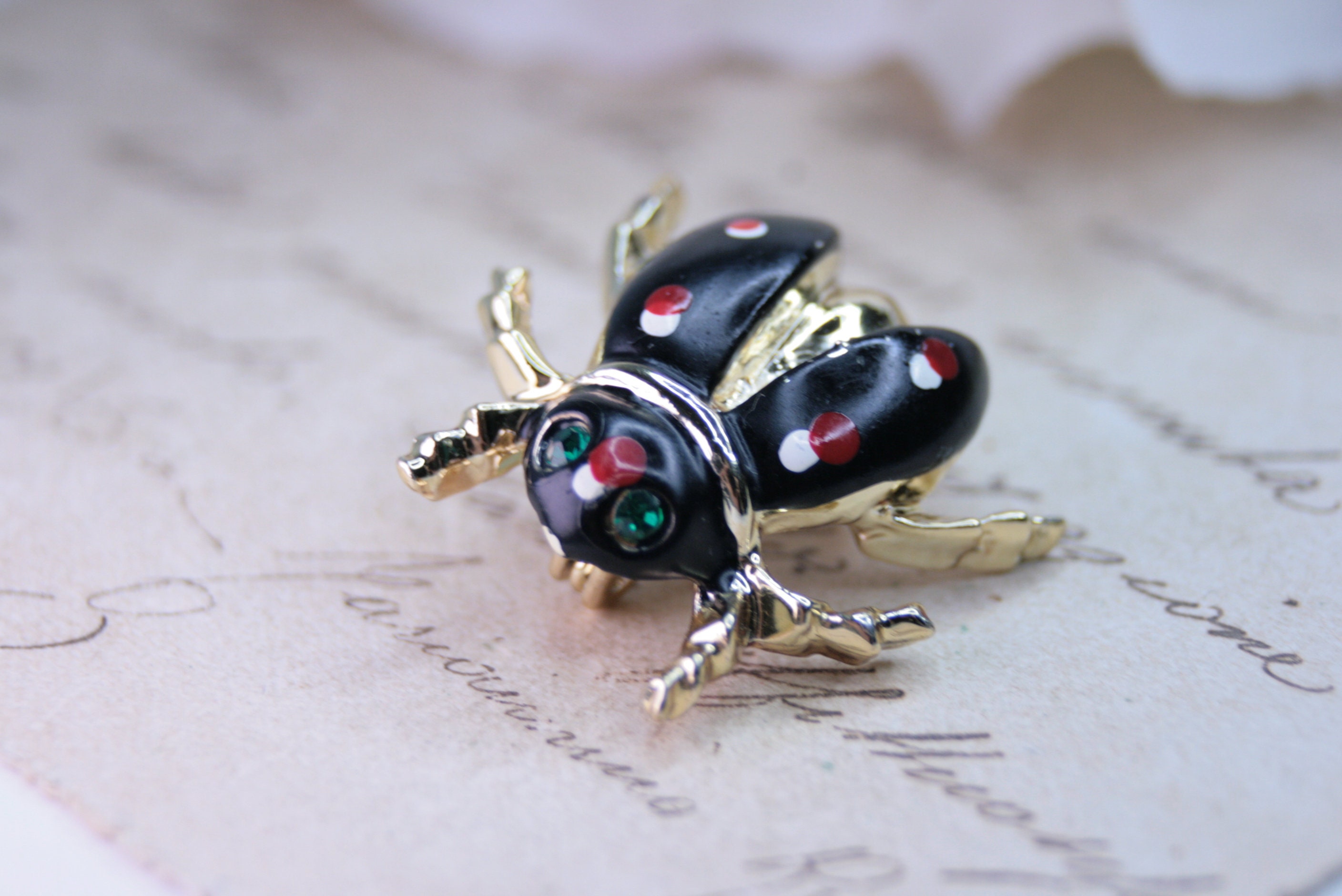 フランス製 ヴィンテージ 9Kてんとう虫チャーム エナメル細工 幸運1960