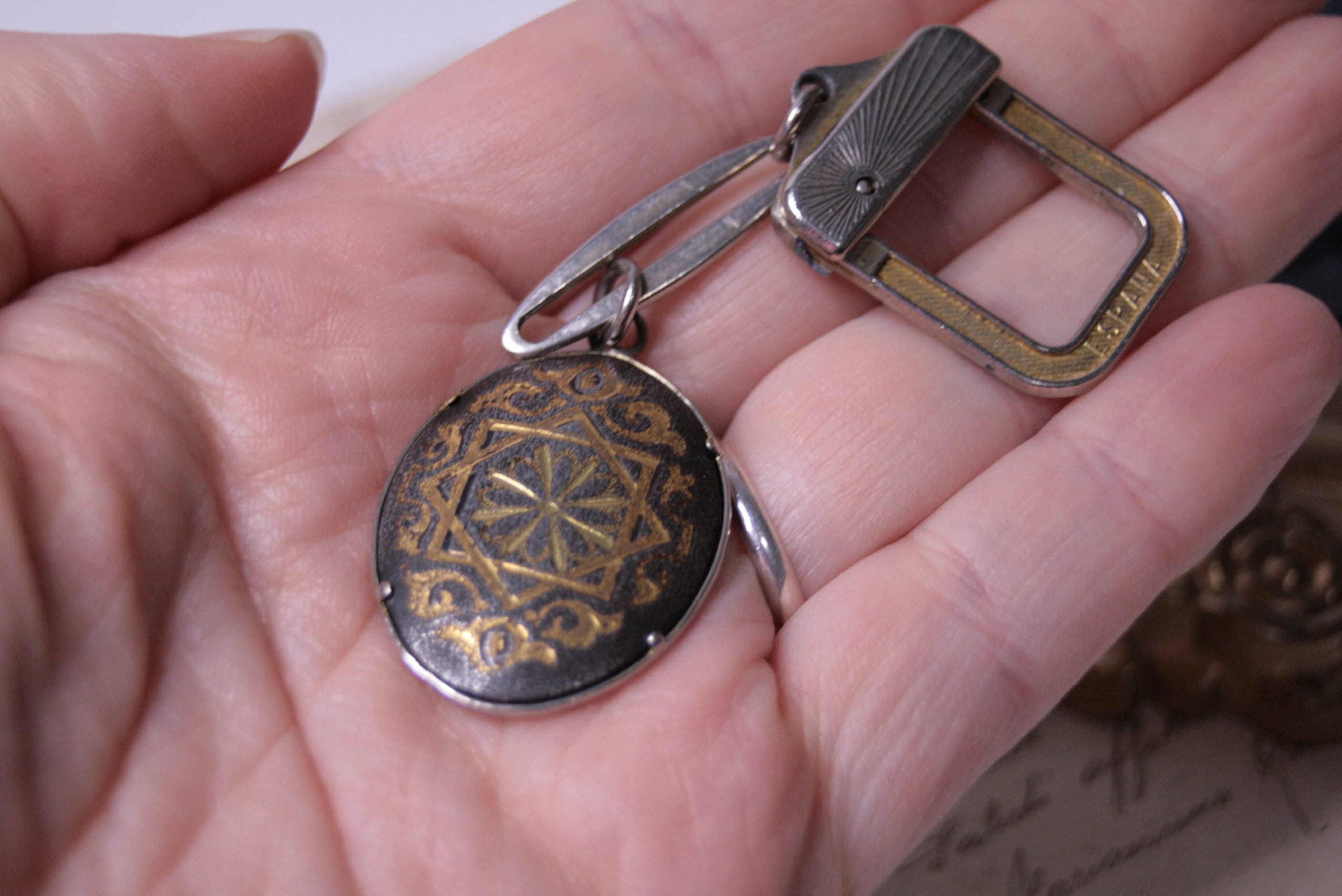 Vintage Damascene Key Ring Gold and Black Oval Damascene Key Etsy
