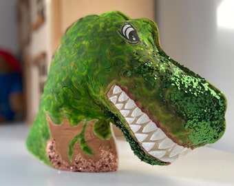 Make A T-Rex! Children's Arts And Crafts Gift Set. Tyrannosaurus Model-Making. Make and Paint Your Own Dinosaur Craft Kit. Kids Ages 3+.