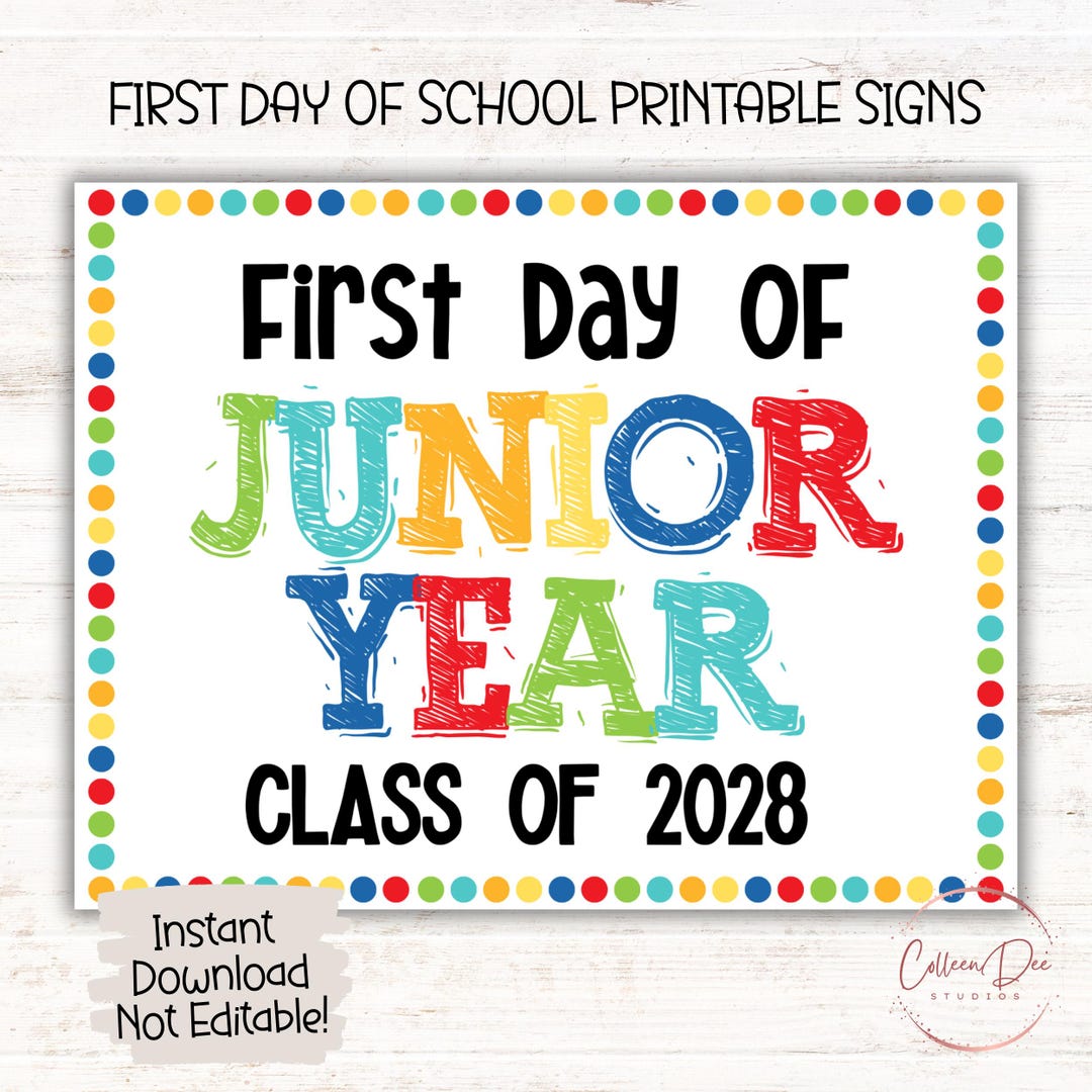 Jr Clothes Sign JUNIOR YEAR CLASS 2028 Sign | 1st Day 11th Grade Sign | Start School ...