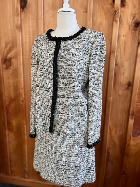 chanel tweed jacket women cropped