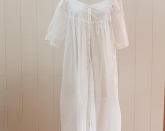 Vintage white nightgown embroidered cotton very rare plus size
