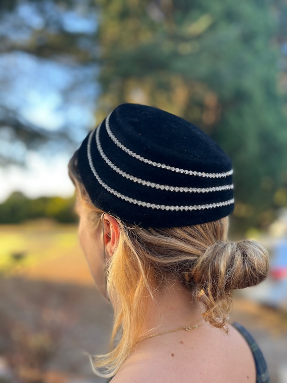Gorgeous velvet and diamanté hat - image 1