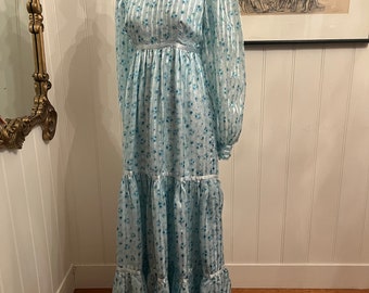 Robe longue Jane Austen bleue divine des années 70