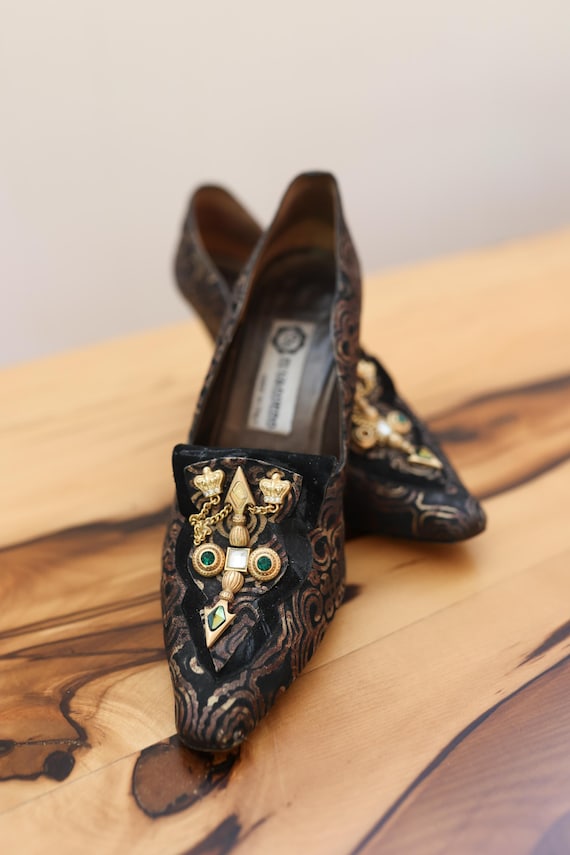 Vintage El Vaquero Italian Heels | Black Gold Brocade Shoes | Jewel Hardware | Louis Heel Vintage El Vaquero Italian Heels | Black Gold Brocade Shoes | Jewel Hardware | Louis Heel