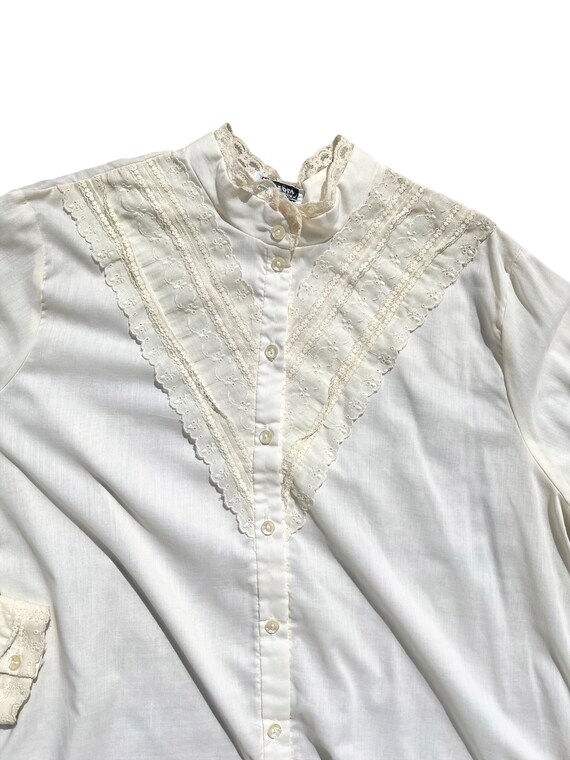 L Vtg 70’s/80’s Cream Puffy Lacey Blouse - image 5