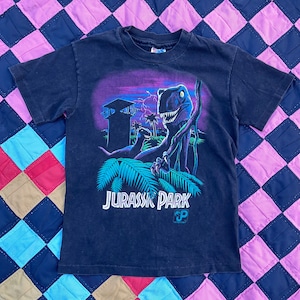 Vintage 90’s Jurassic Park Movie Dinosaur Tshirt kids 8