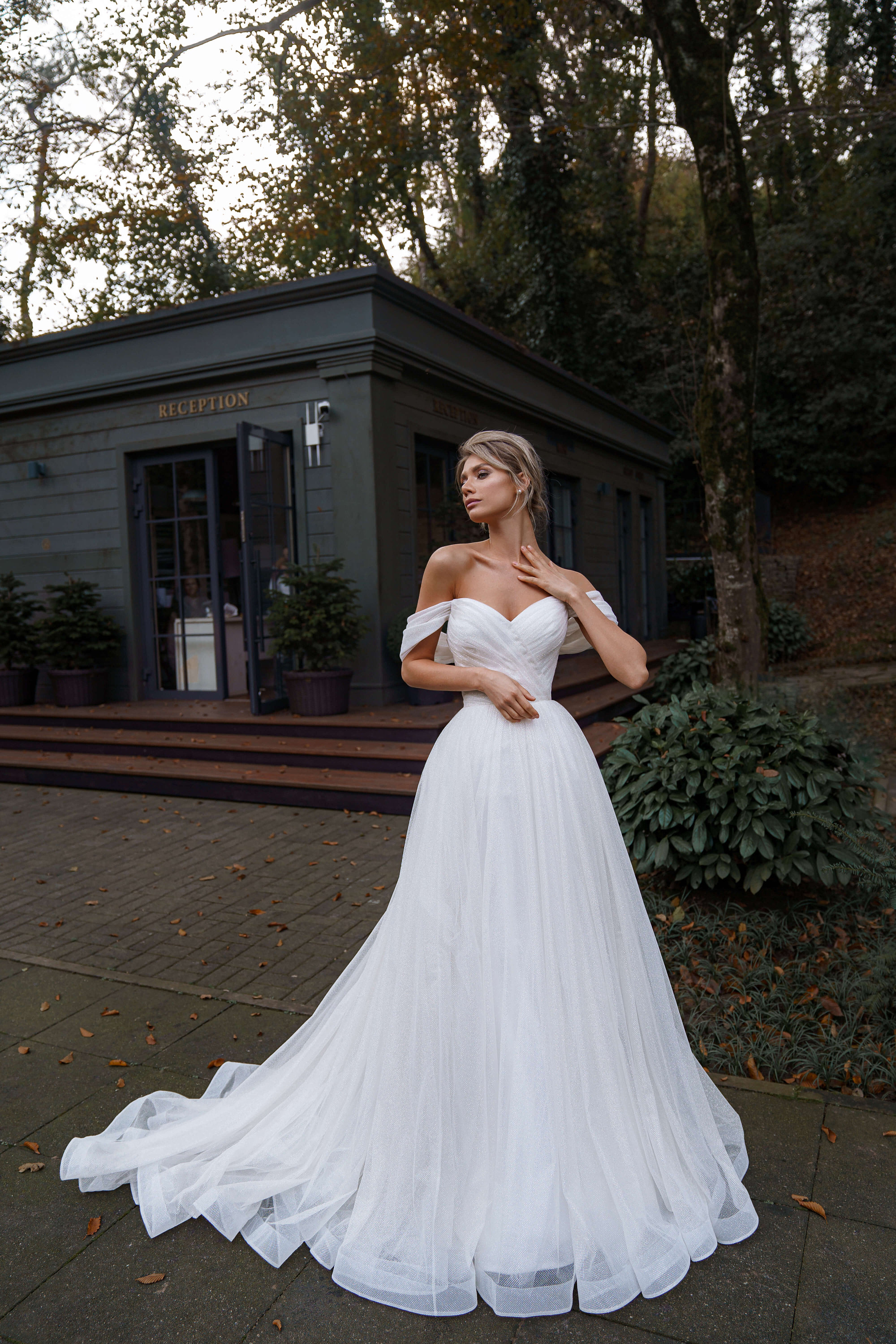 minimalist bridal
