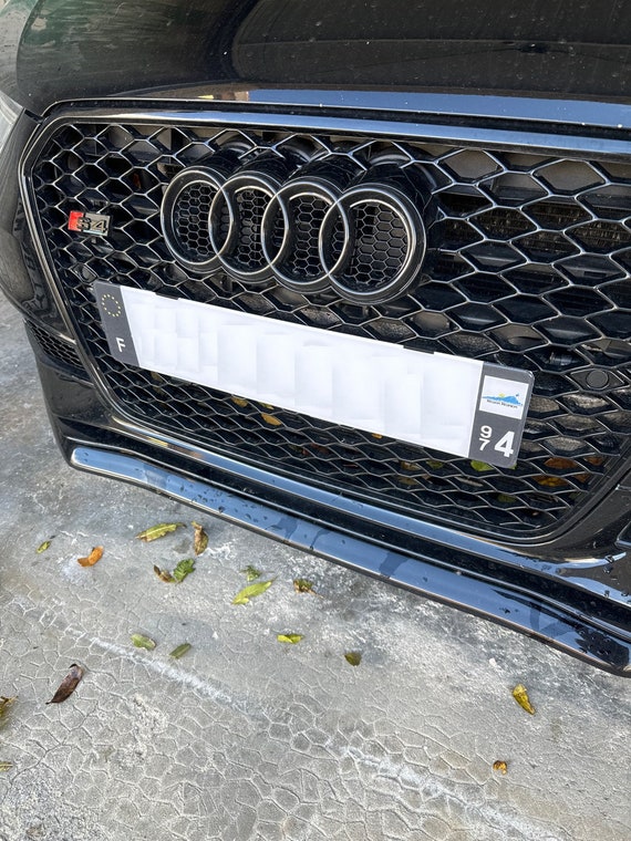 Frankreich Kennzeichenhalter für Audi Wabengrill Klemmung - .de