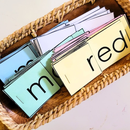 Word Families FlipBook, Montessori Language Resource, Emerging Beginner Reader, Pre-K Kindergarten Early Reader Activity, Digital Download