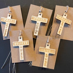 Juego de cruces de madera de bolsillo, regalos inspiradores cristianos, regalo solidario