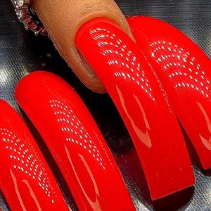 Red Curved Press-On Nails|Long-Lasting|Custom Fit,Salon-Quality Manicure|Valentine’s Day nails|solid color nails|complete nail kit