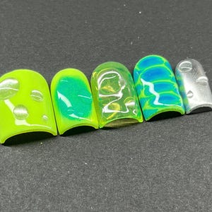 Lime green freestyle press ons|handmade press on nails|press on nails|complete nail kit|animal print chrome 3D nail art custom
