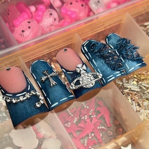 Denim jean 90s y2k duck shape Press on nails| party nails| birthday nails| gift ideas| long press on nails| short press on nails| duck nails