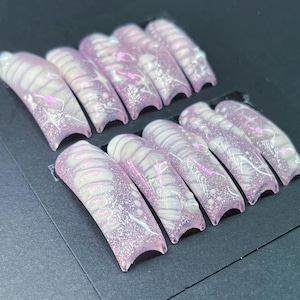 Color changing press on nails|short glue on nails|long fake nails|custom nails|handmade nails|colorful nails|chrome nails|white to pink