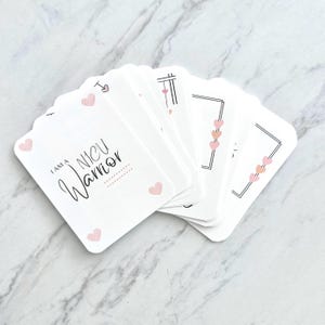 NICU Baby Milestone Cards in Heart Pattern // Preemie NICU Baby Milestone Cards // Modern Neonatal  Cards // Baby Girl NICU //