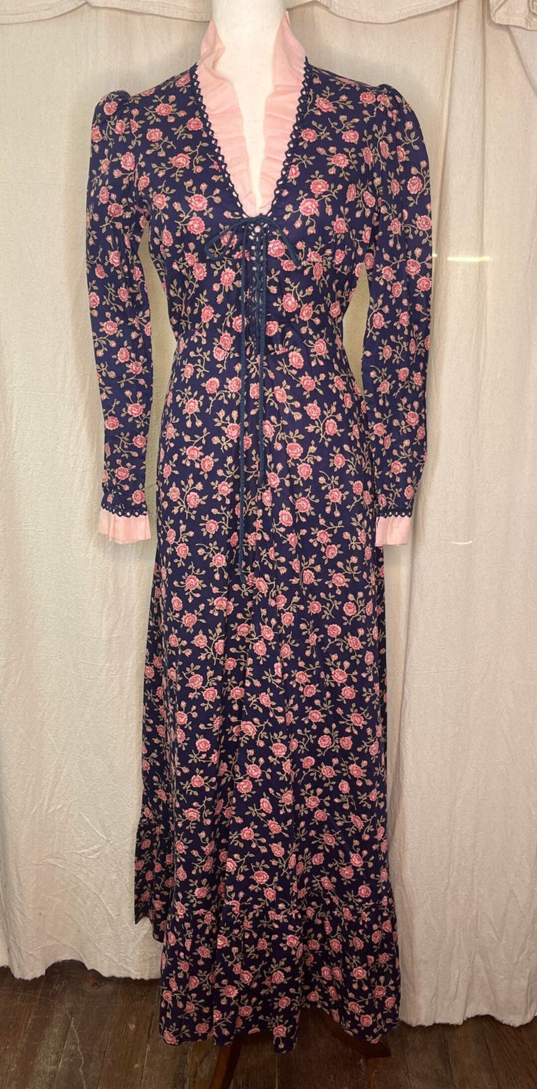 1970s Gunne Sax Navy Pink Floral Prairie Boho Cottage Coquette Maxi ...