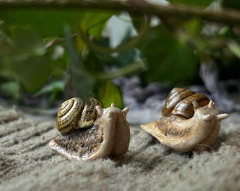 Realistic Snail Pin