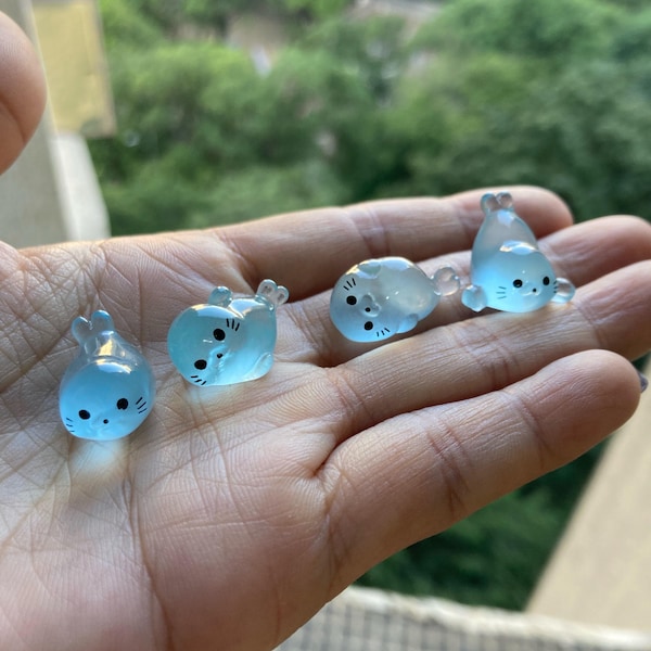 Mixed Glow in the dark Cute Seal Pup Luminous Charm Resin fluorescent Cabochon DIY Craft Supplies Phone Decor Hair Accessories 17mm