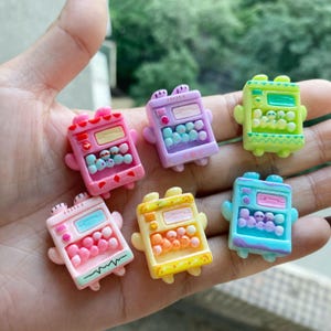 Mini cute Vending Machine Resin Decoration Crafts Flatback Cabochon Scrapbooking Fit Phone Embellishments Beads Diy Accessories 24*28mm