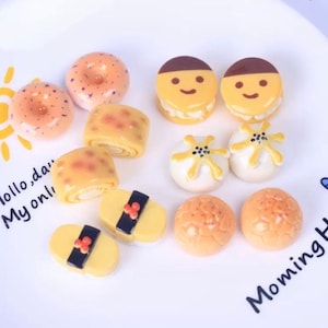 Resin Kawaii Sweet Sushi Bread Biscuit Donut Food Flatback Cabochon for Diy Jewelry Making Accessories Resin Flatback Embellishments