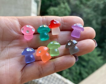 Mixed Glow in dark Mushroom charm resin Resin fluorescent Cabochon DIY Craft Supplies Phone Decor Material Hair Accessories 12*12mm