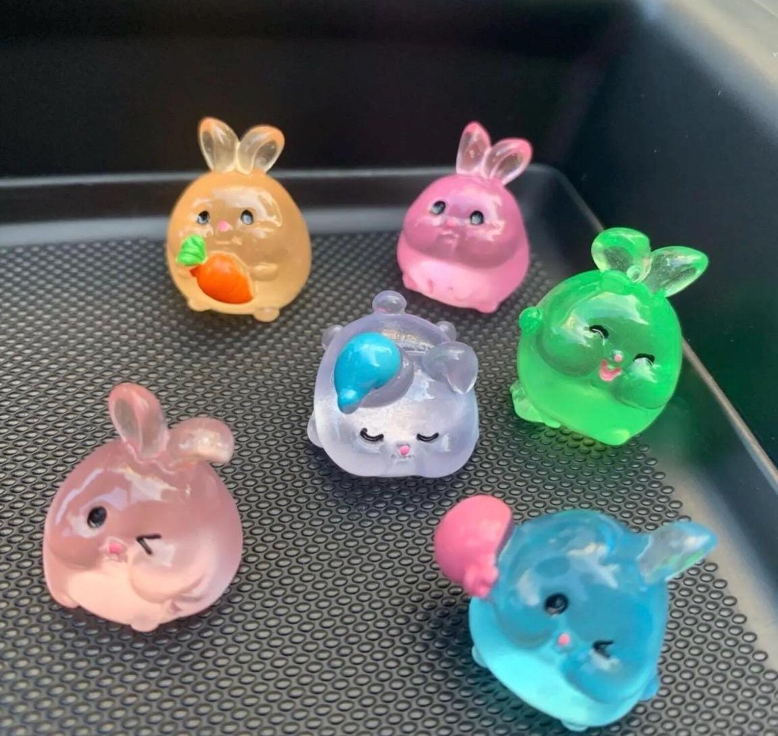 Mixed Glow in Dark Cute Neon Rabbit Charm Resin Resin Fluorescent ...