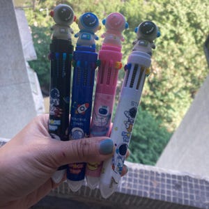 Bolígrafo de astronauta de dibujos animados de 10 colores, material escolar y de oficina, papelería escolar, bolígrafos multicolores, papelería kawaii