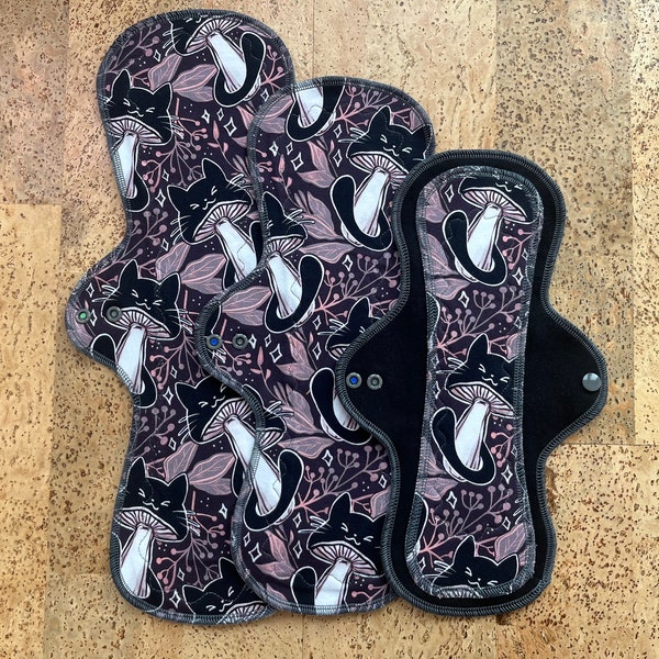 Curvy Classic Catschrooms cotton lycra topped cloth pad; multi length/absorbency/snap width options