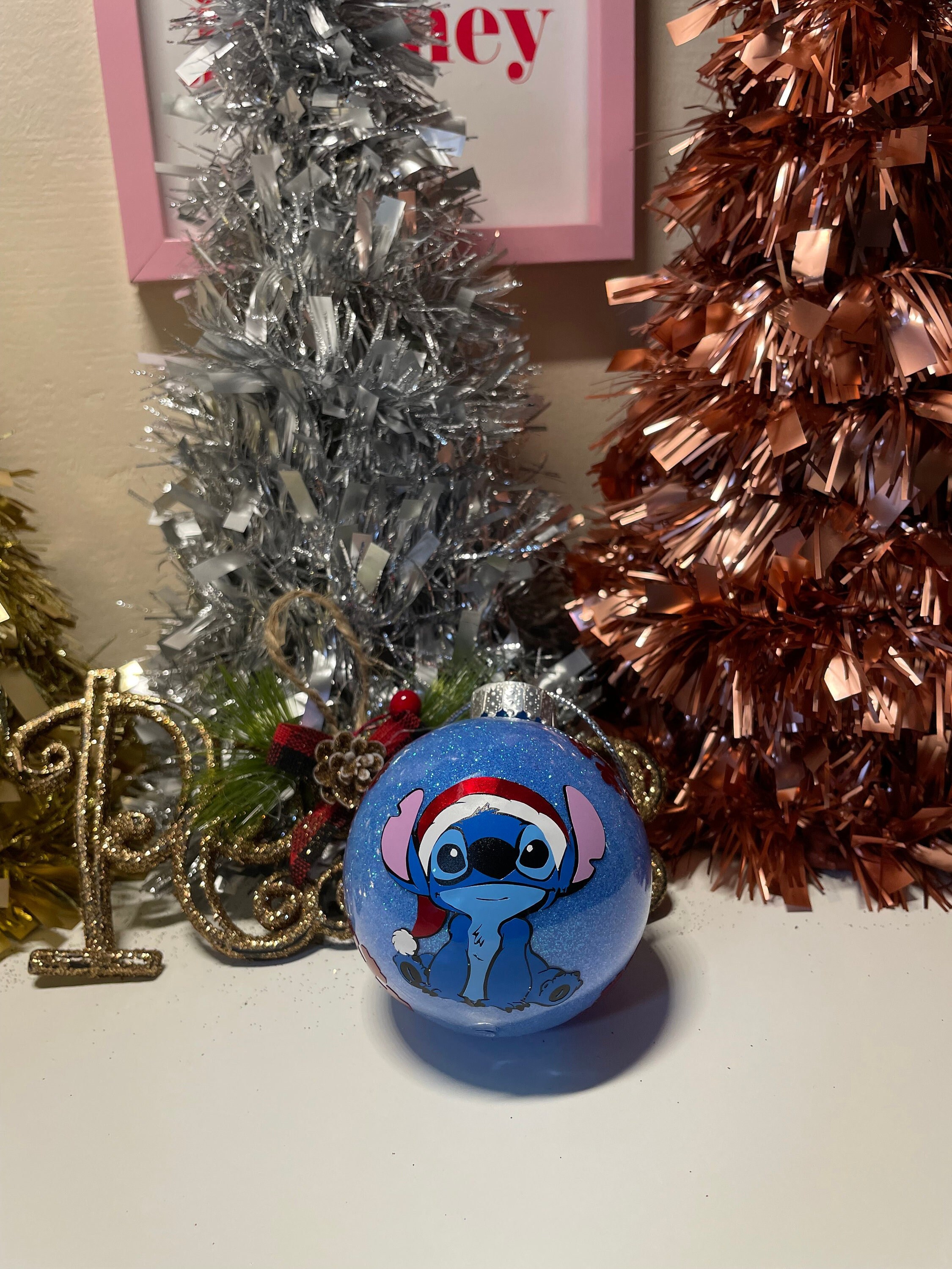 Stitch Christmas ornaments with Lilo.