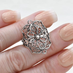 Sterling Silver Women Flower Bold Ring, Artisan Made Handcrafted Lace Embroidery Filigree Art Bold Ring image 1