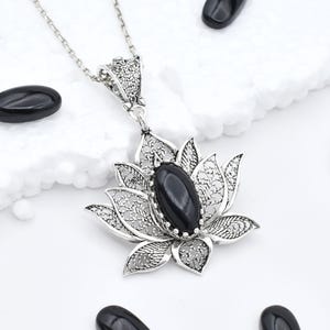 925 Sterling Silver Filigree Lotus Flower Black Onyx Gemstone Pendant Necklace, Solid Silver Women Vintage Charm Pendant Necklace