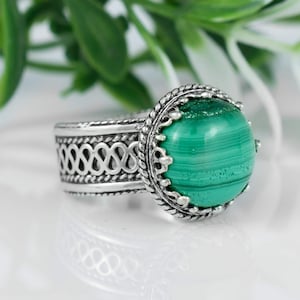 Sterling Silver Malachite Gemstone Women Cocktail Ring, Artisan Made Handcrafted Filigree Art Cocktail Ring Gift for Her