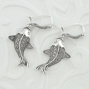 925 Sterling Silver Fish Dangle Earrings, Solid Silver Handcrafted Filigree Art Women Dolphin Design Dangle Drop Earrings