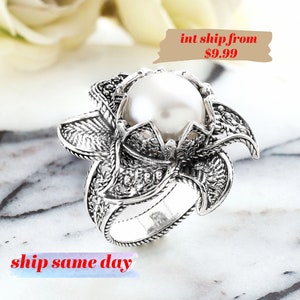 925 Sterling Silber Lotus Blume Frauen Ring, handgemachte Massivsilber Filigrane Kunst Süßwasserperle Cocktail Ring Geschenk