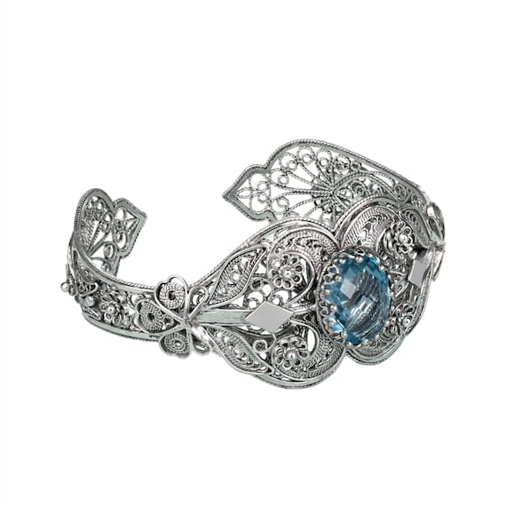 925 Sterling Silver Women Cuff Bracelet With Sky Blue Topaz
