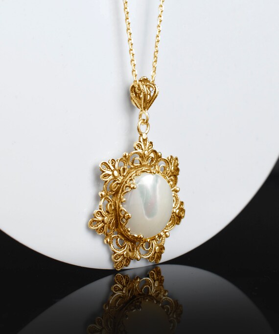 Collier Ravissant En Filigrane Argenté - Longueur 55 Cm - Plaqué Argent - Occasion Très Bon état