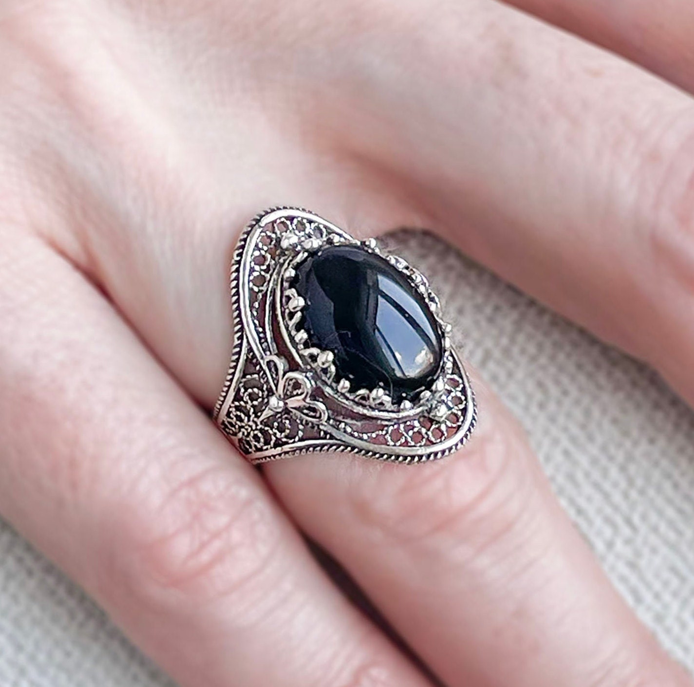 Lot - Vintage Black Onyx Navajo Long Oval Ring