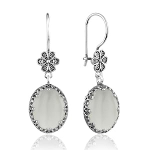 Filigree Art 925 Sterling Silver Women Dangle Drop Earrings, Solid Silver Handmade Chandelier Mother of Pearl Gemstone Women Earrings